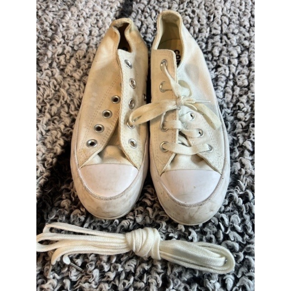 Women's White Converse Chuck Taylor All Star Lugged 567680C Size‎ 6